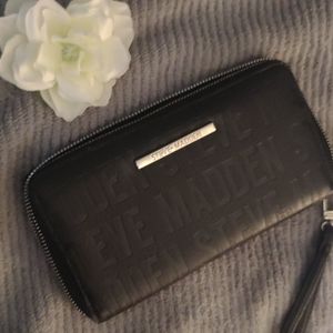 Steve Madden Wallet